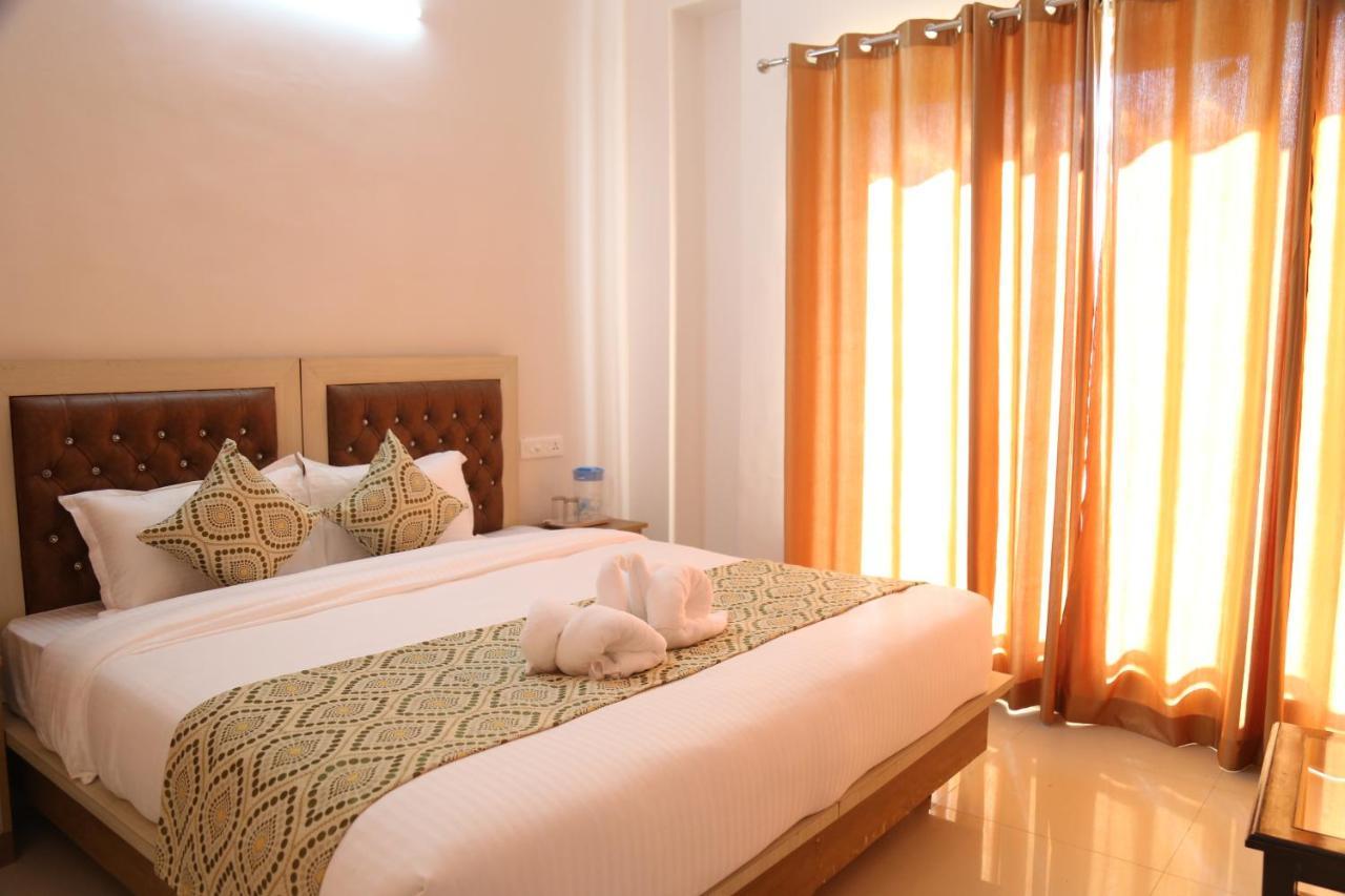 Hotel Yog Tapovan- Rafting Available Rishikesh Exterior photo